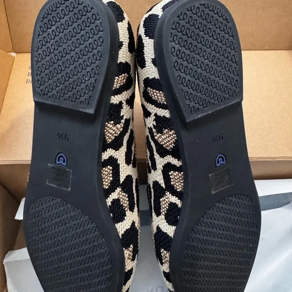 Leopard Print Women's Loafers - Picture 6 of 8